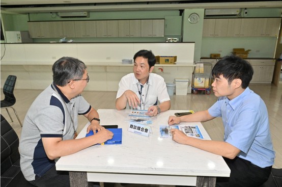圖片5_與會企業與本院技術人員互動交流